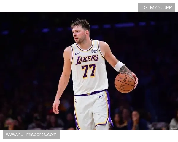 东契奇突破造杀伤，湖人后场核心显威